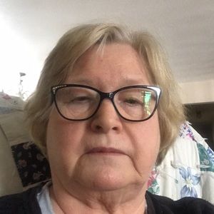 Meet your Posher, Debra